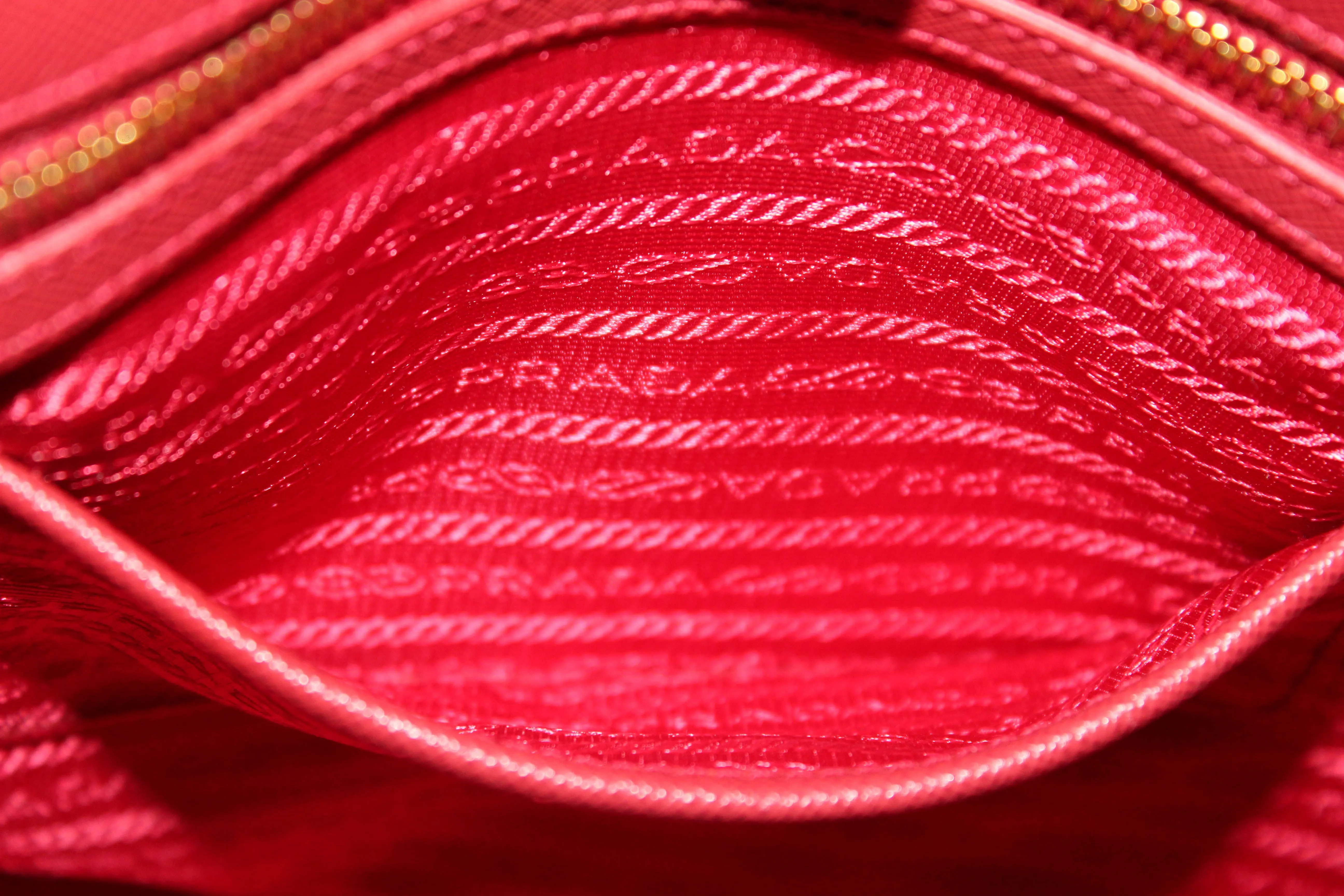 Authentic Prada Fuoco Red Saffiano Lux Leather Large Tote Bag BN1844