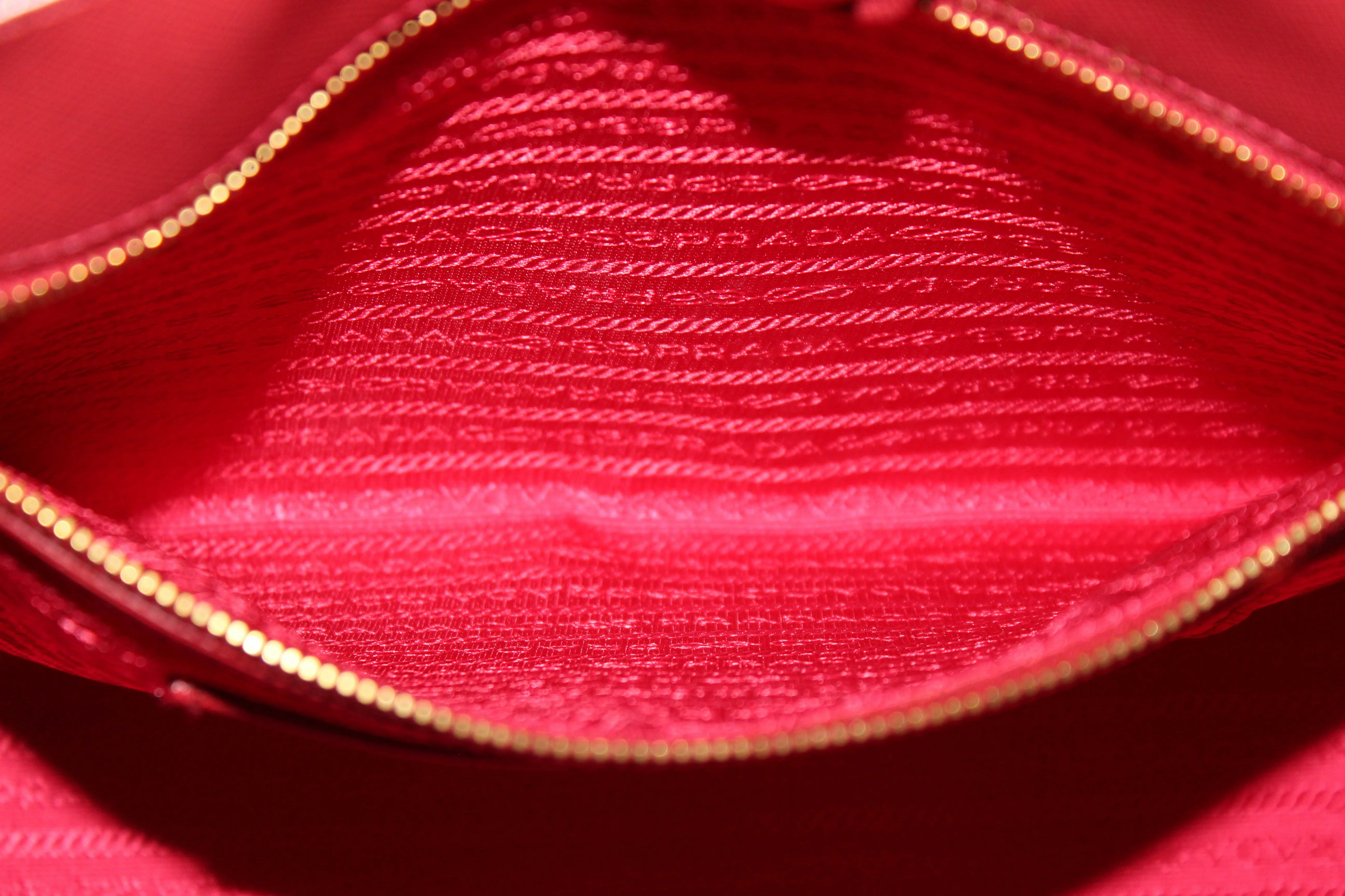 Authentic Prada Fuoco Red Saffiano Lux Leather Large Tote Bag BN1844