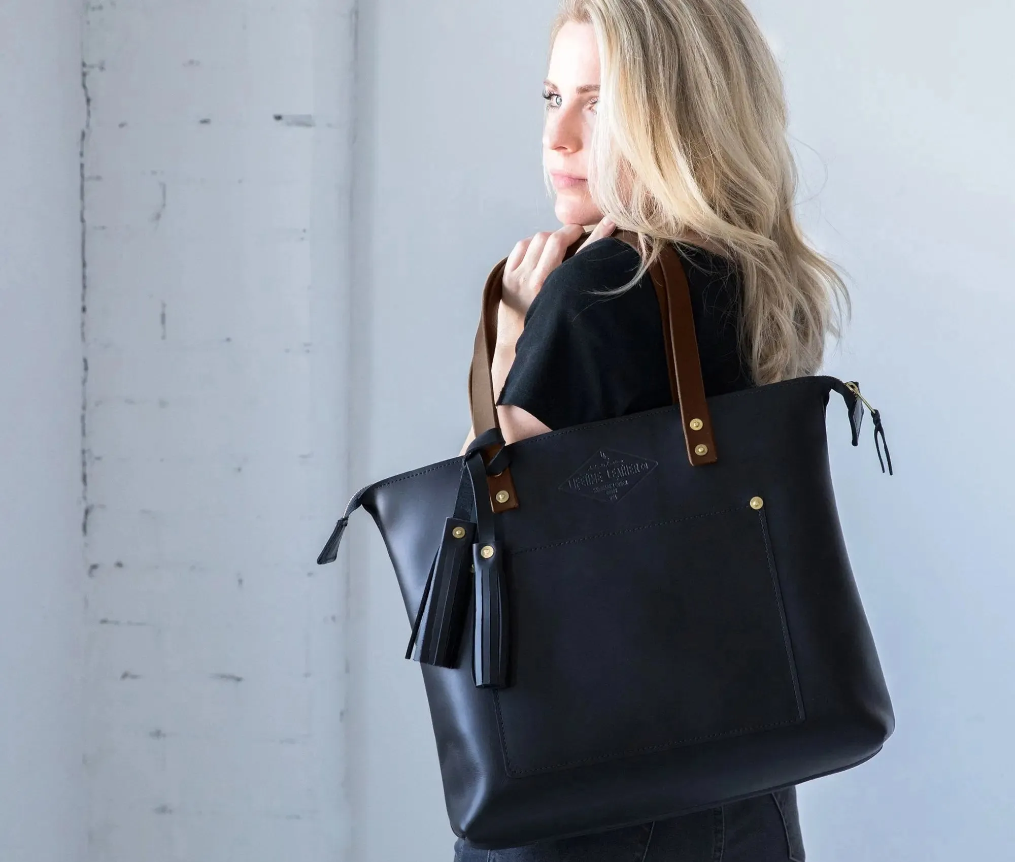Classic American Leather Tote Bag