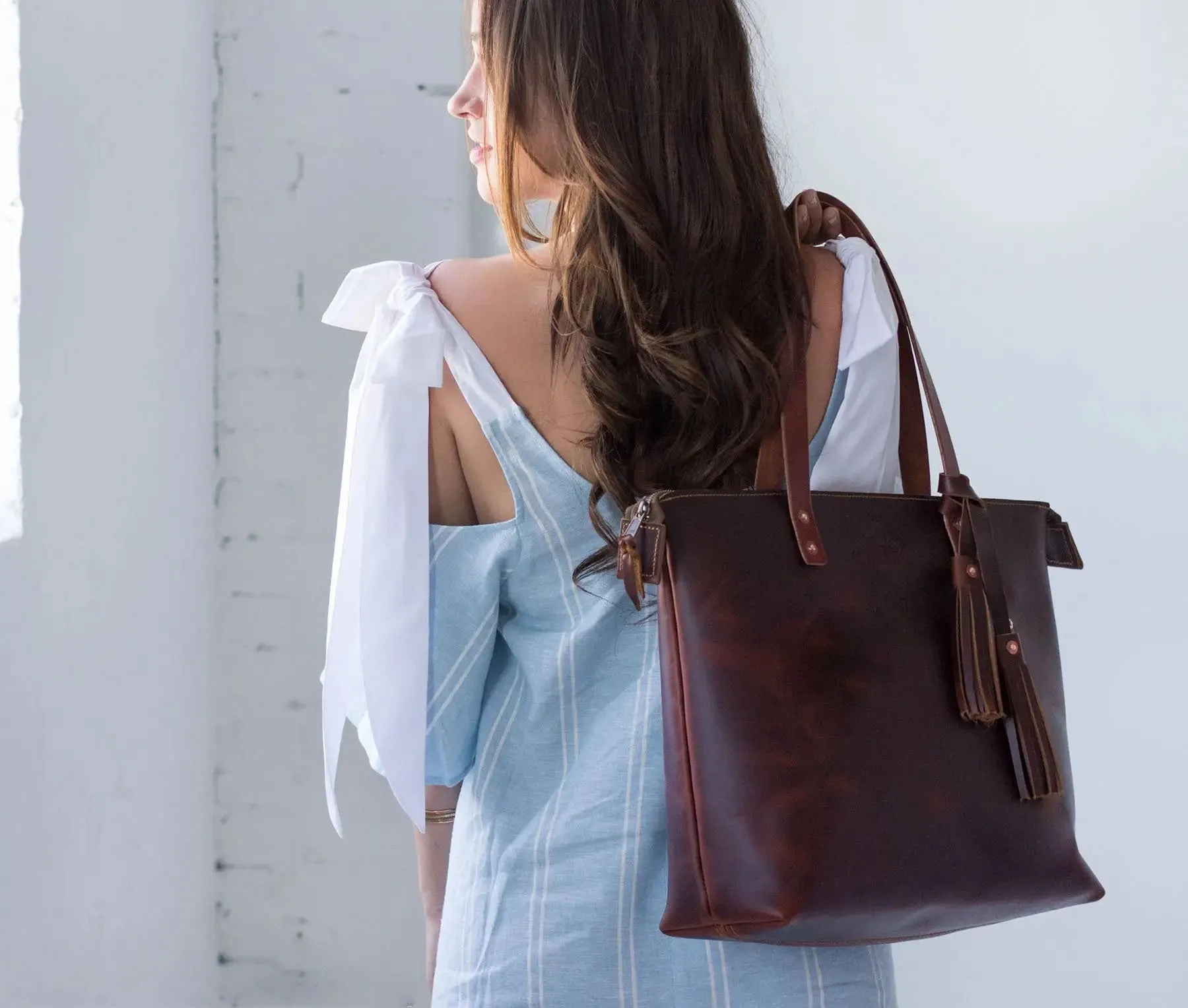 Classic American Leather Tote Bag