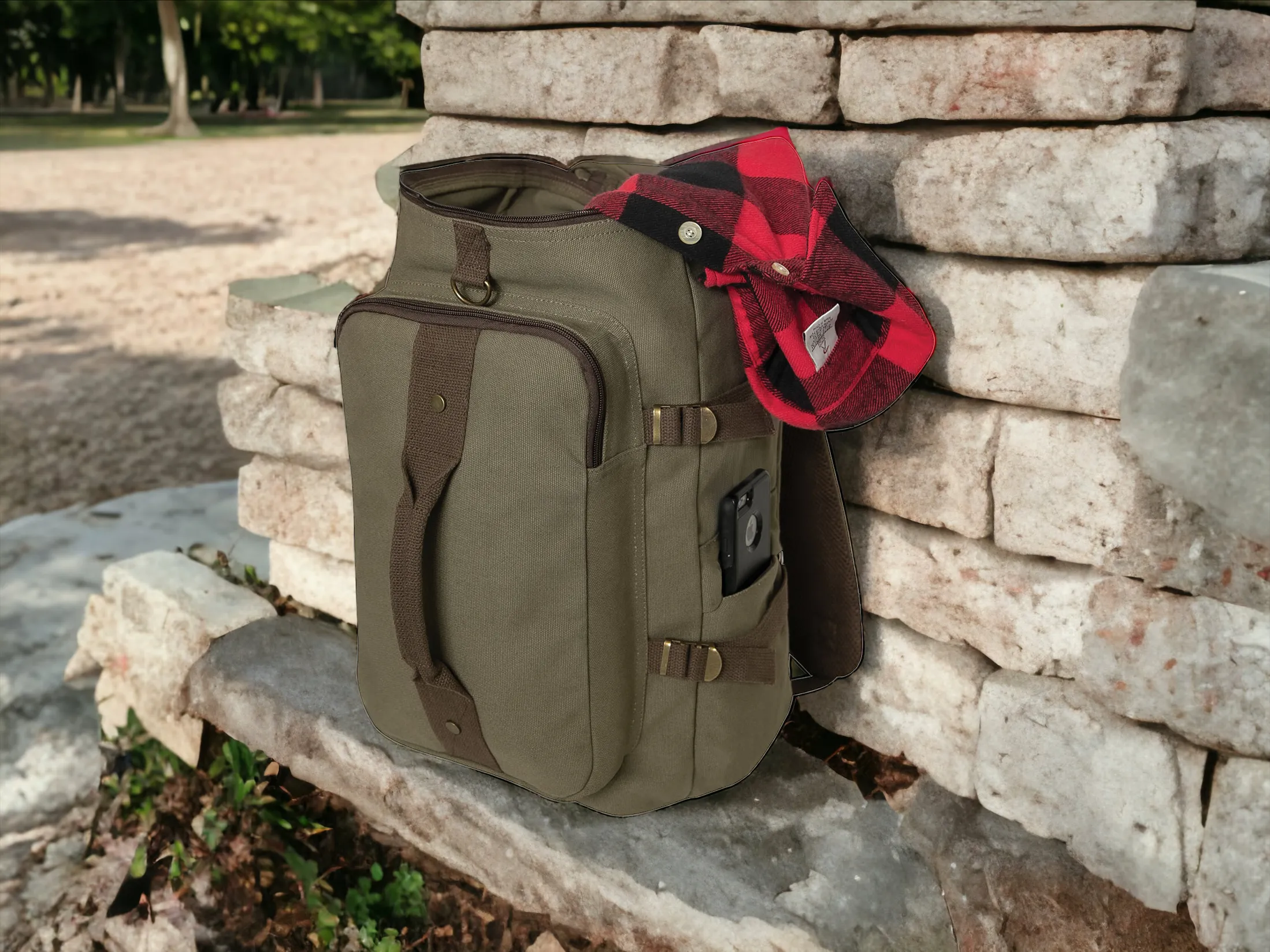 Covertible Canvas Duffle / Backpack 19"