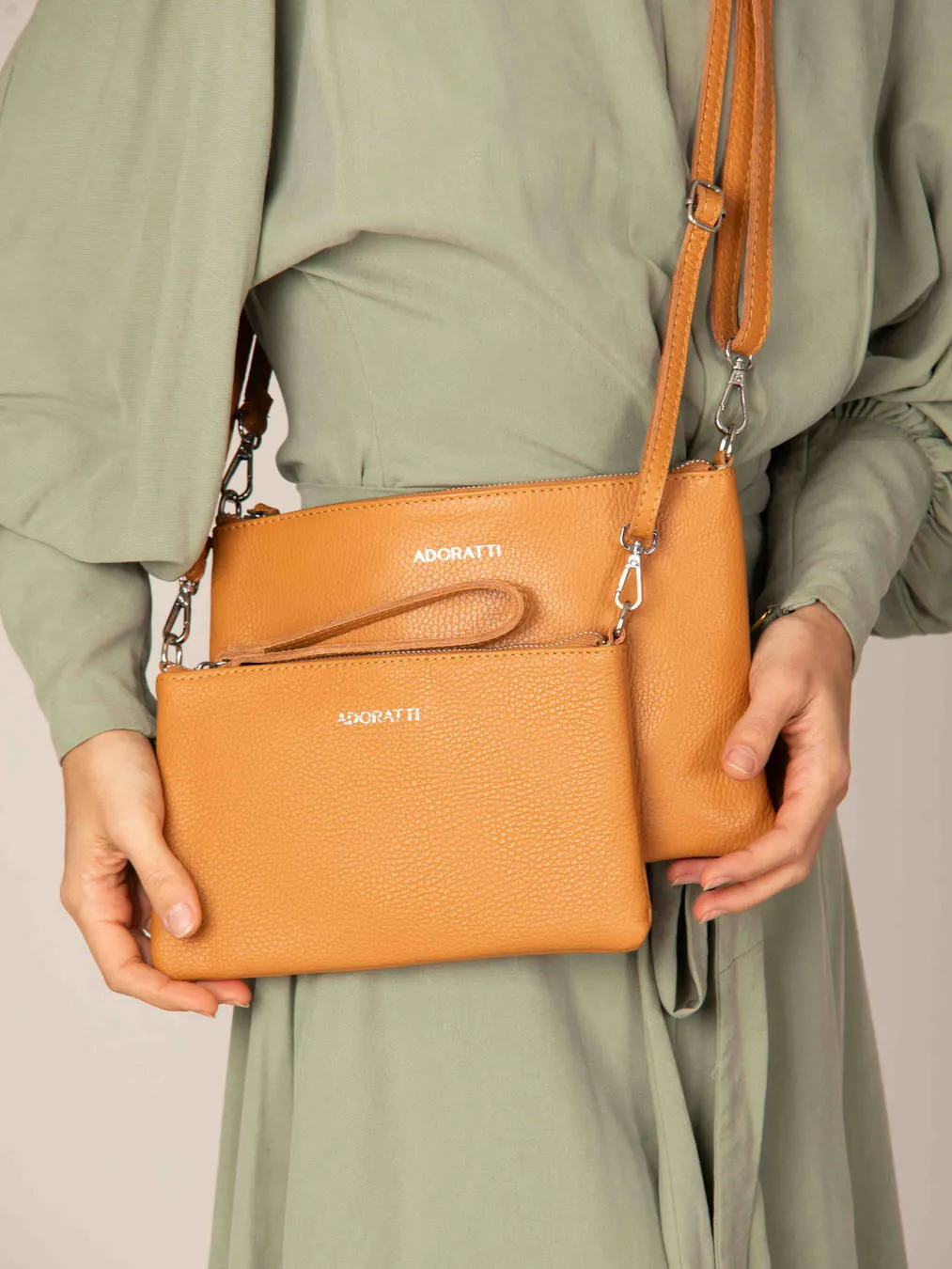 Eleganza Duo-Size Leather Purse