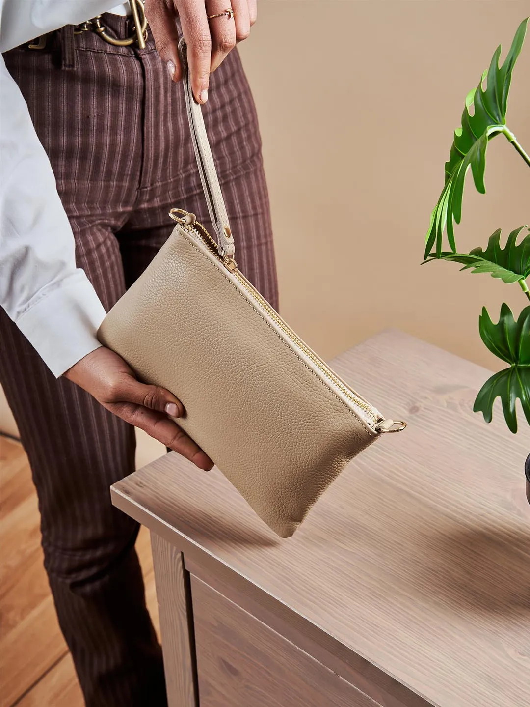 Eleganza Duo-Size Leather Purse