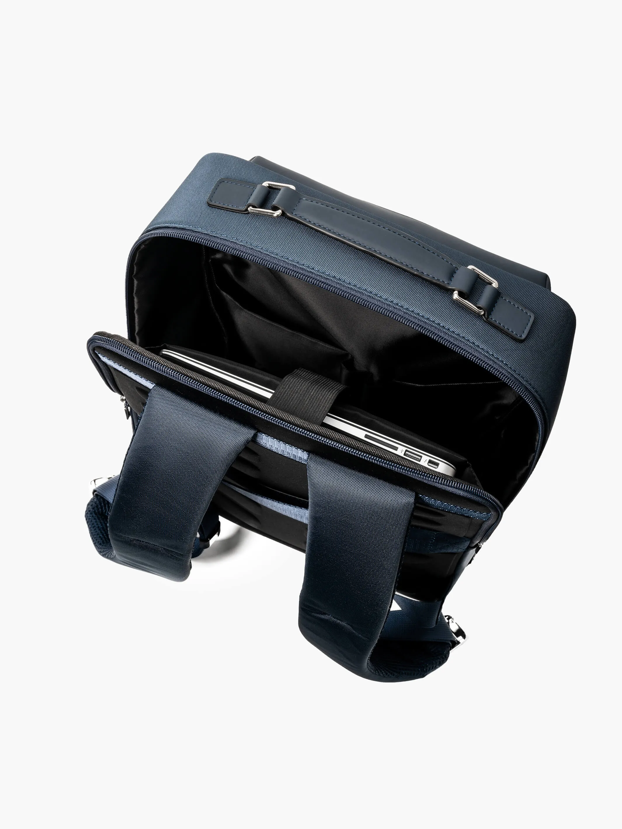 Explorer Light Backpack