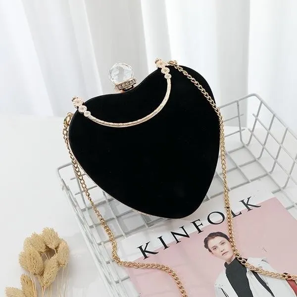 Heart-Shaped Diamonds Crystal Clutch
