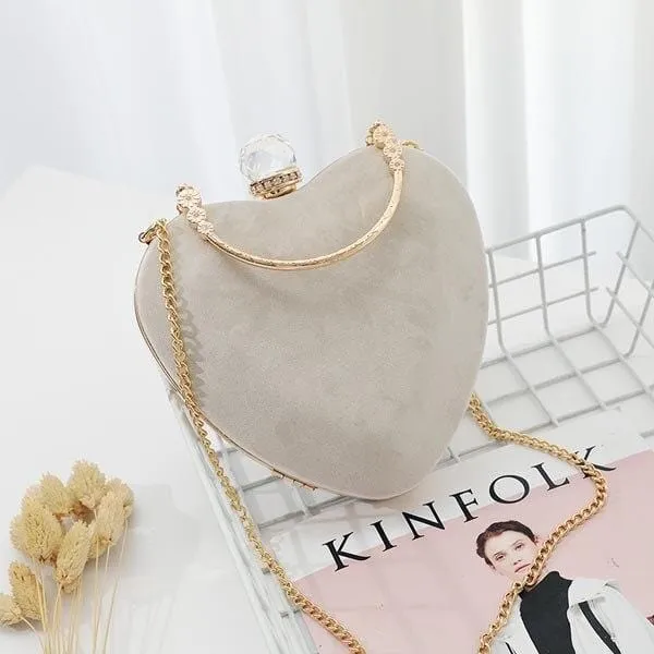 Heart-Shaped Diamonds Crystal Clutch
