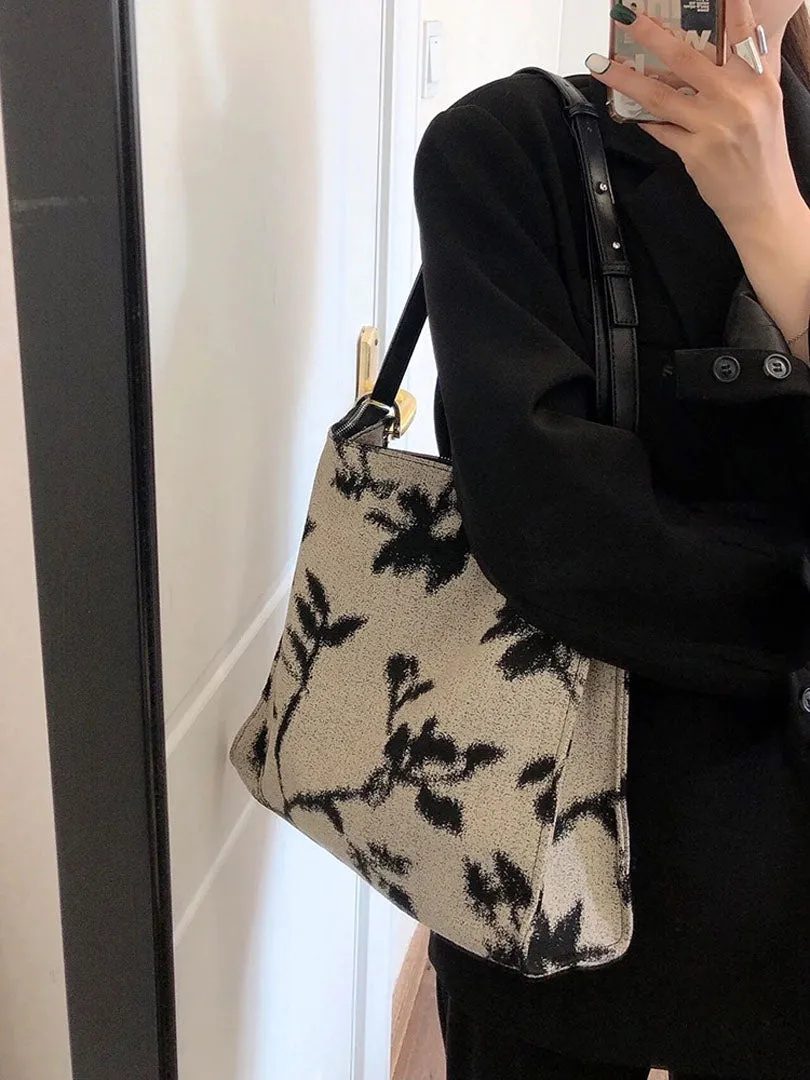 Jacquard fabric tote bag