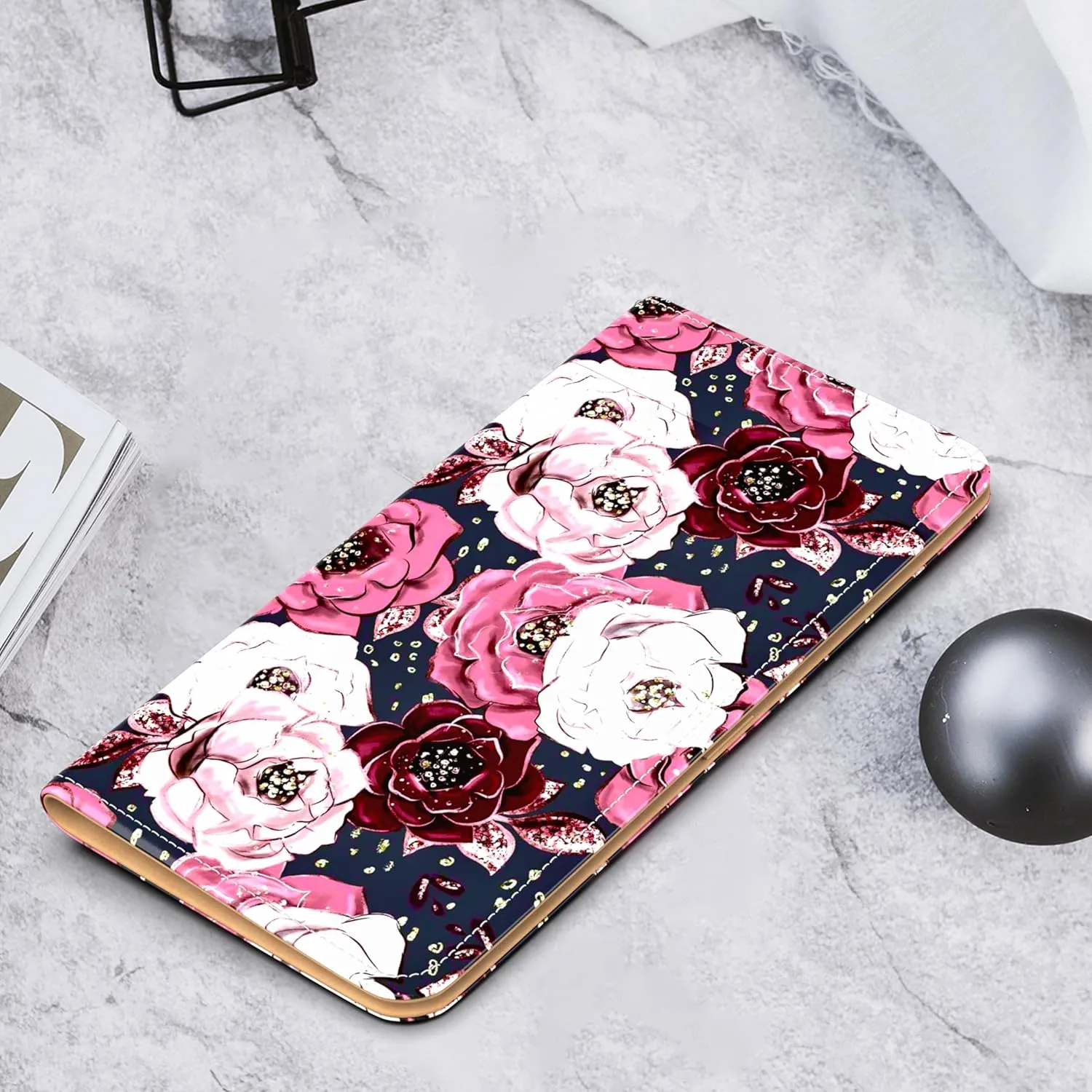 MEITRUE Ultra Slim Wallet for Women - Thin Leather RFID Blocking Bifold Clutch with 11 Card Slots