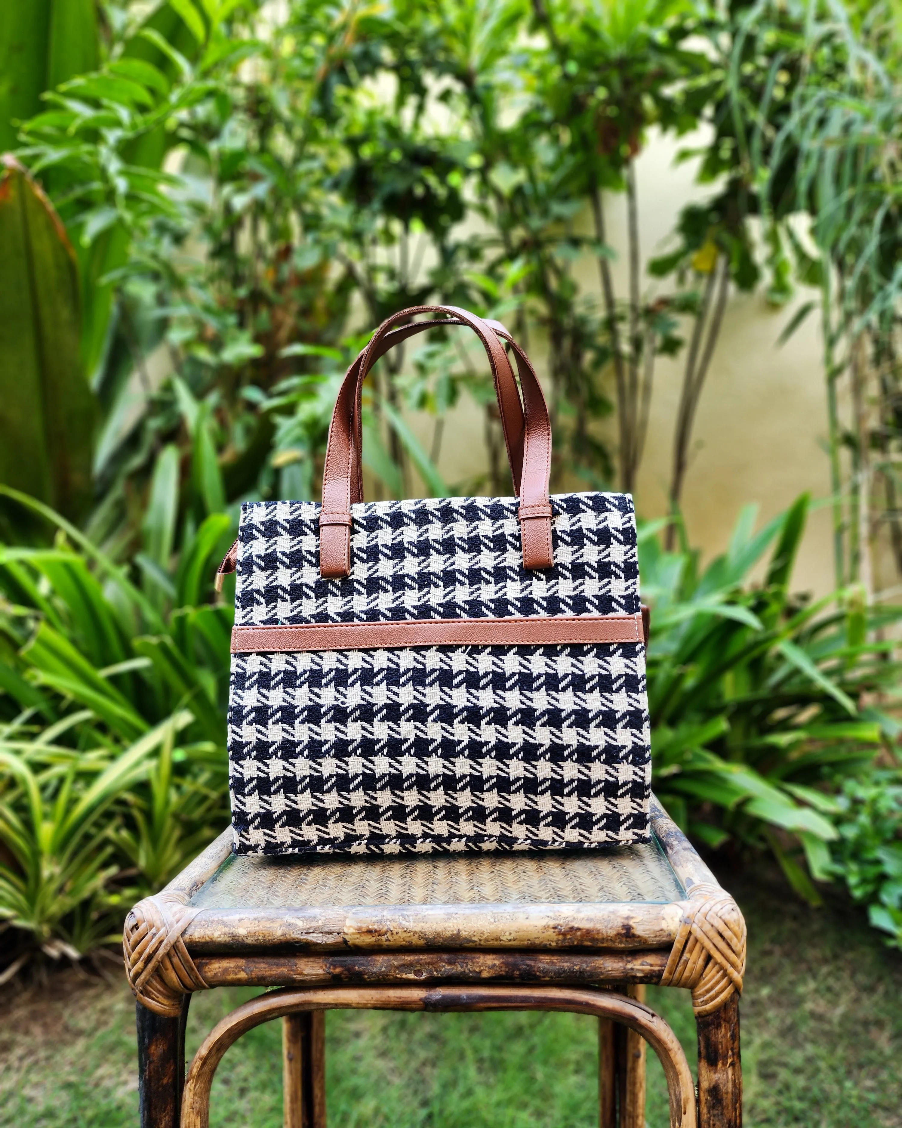 Monochrome Crush Box Bag