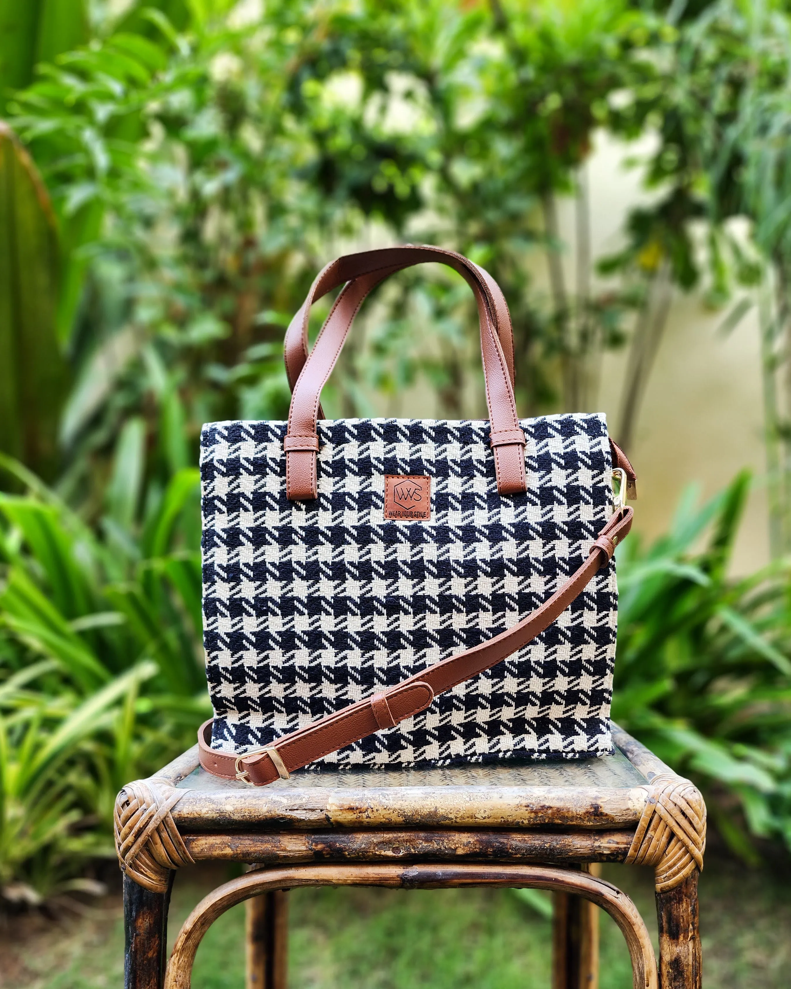 Monochrome Crush Box Bag