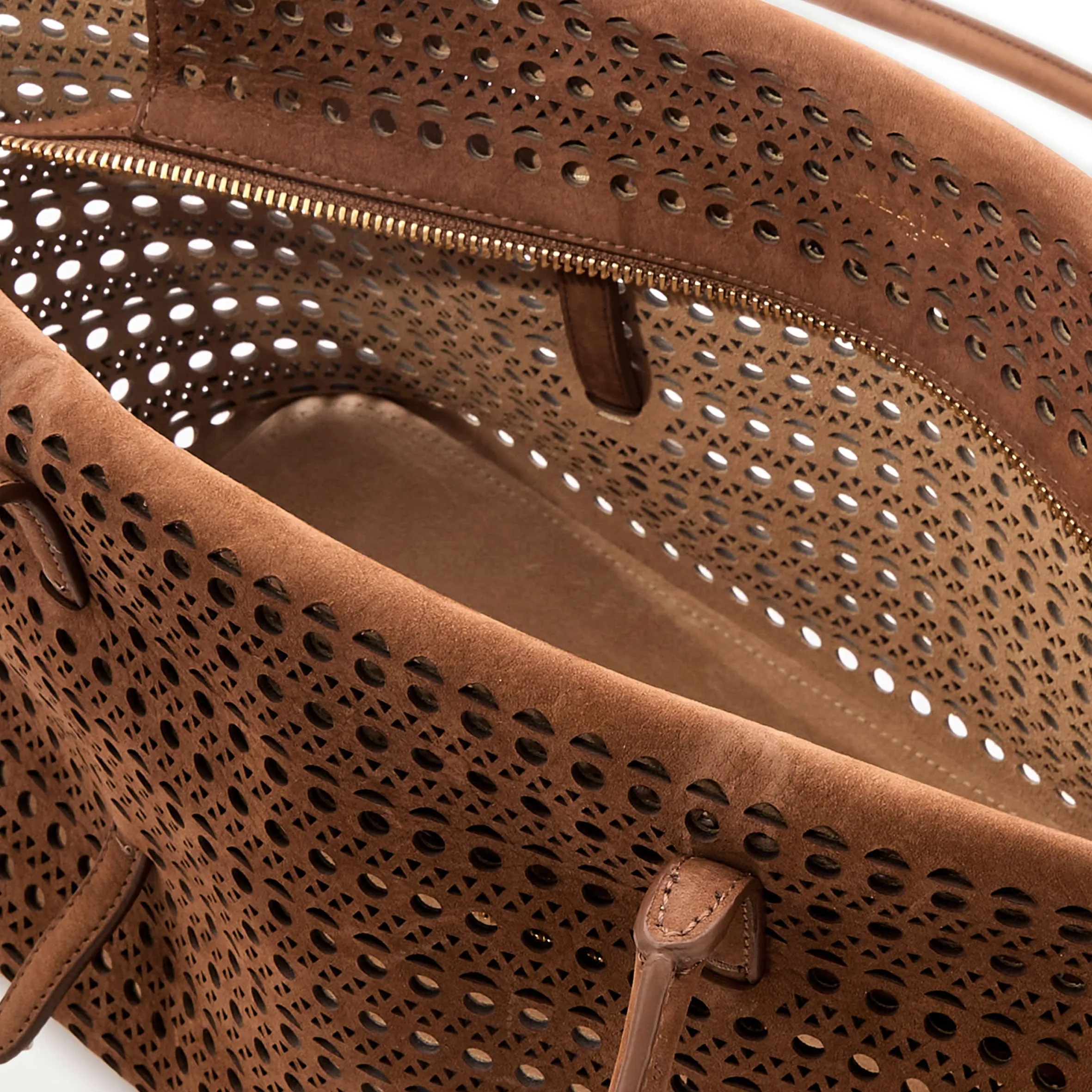New Mina 32 in Vienne Nubuck, Terre De'Ombre