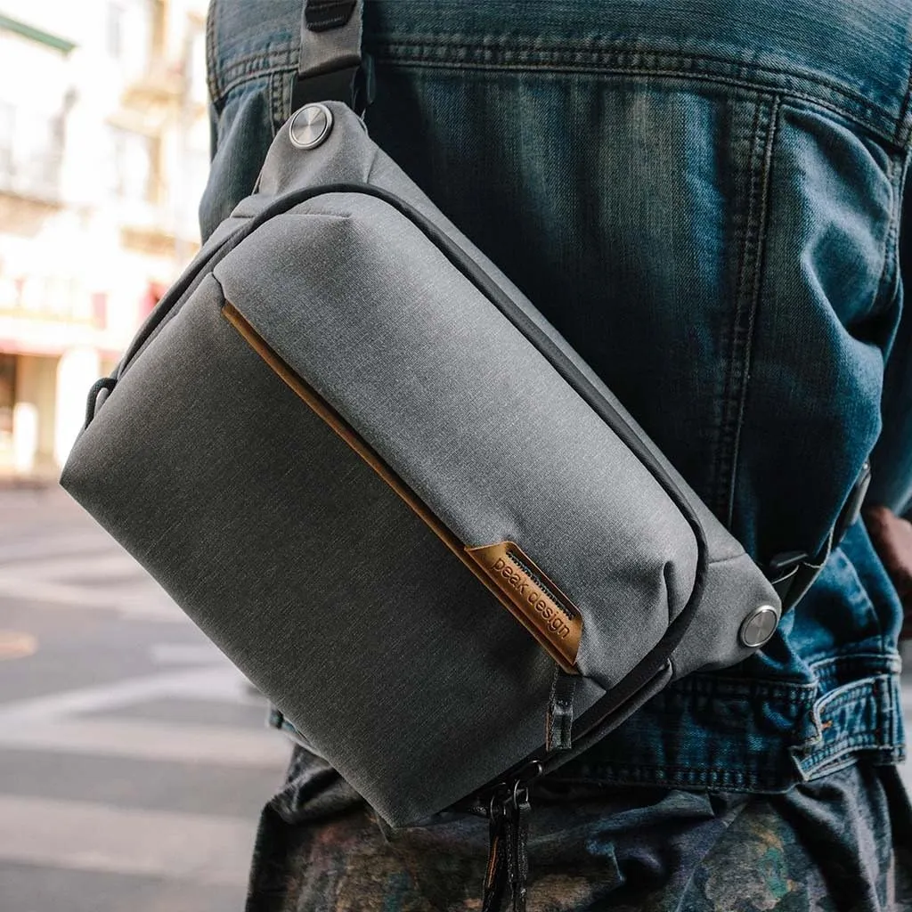 Peak Design Everyday Sling 3L
