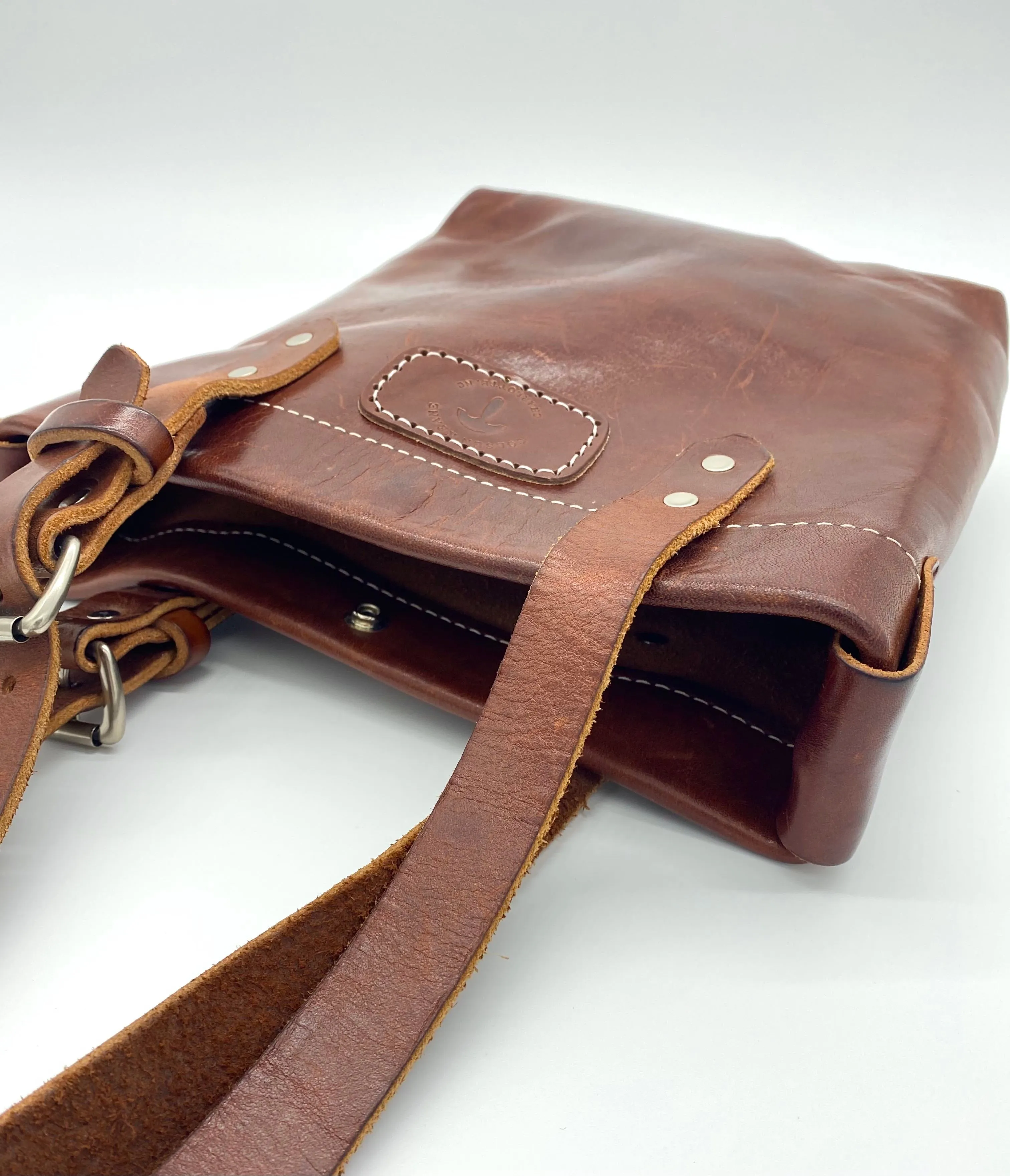 Seasoned No. 419 - Standard Tote in Havana Brown